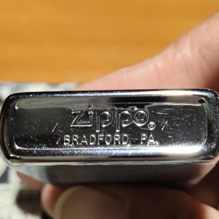 Зажигалки Zippo Marlboro оригинал.