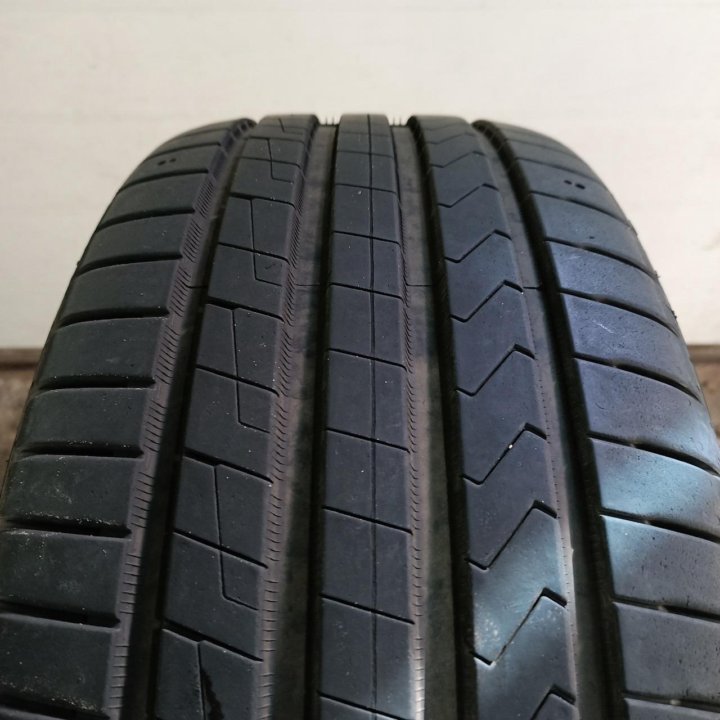 235/45R18 Hankook Ventus Prime 4 K135 (7800)