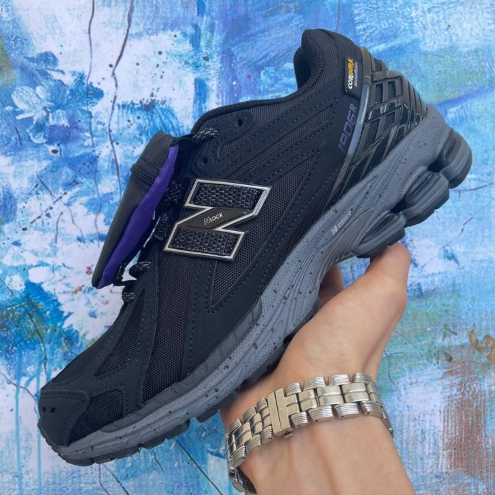 New Balance 1906R