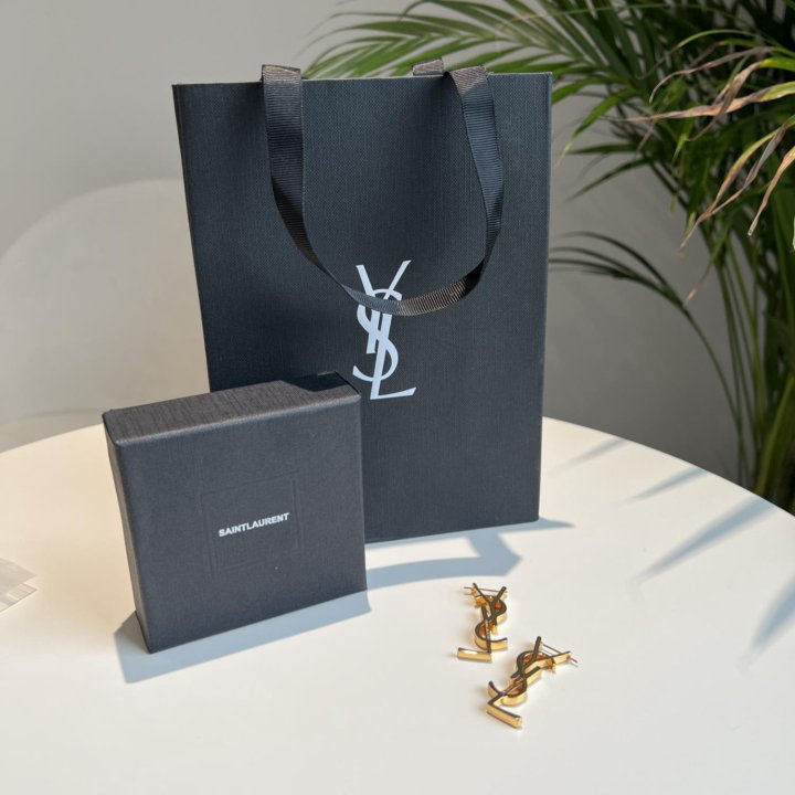 Серьги Yves Saint Laurent