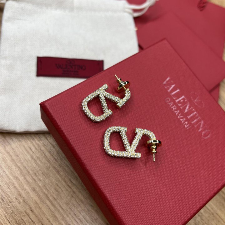 Серьги Valentino