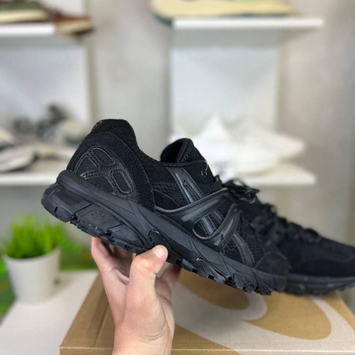 ASICS Gel-Kahana 8 BLACK