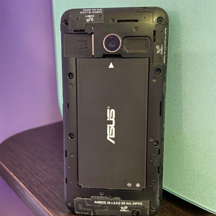 Asus ZenFone 4 на запчасти