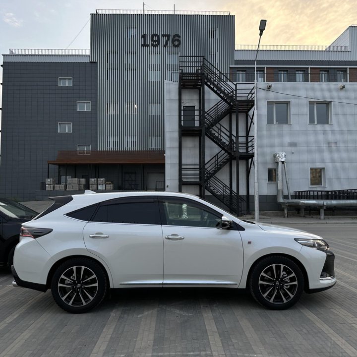 Toyota Harrier, 2017