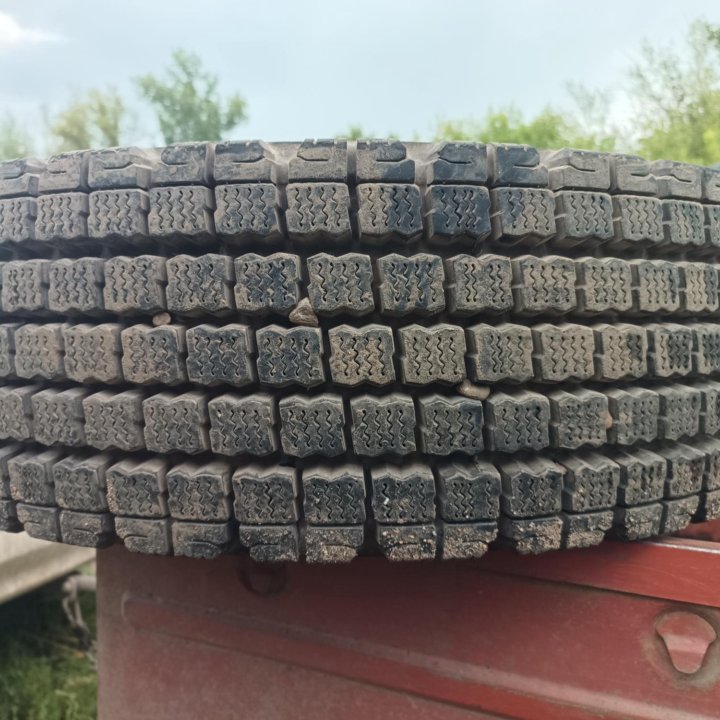 Bridgestone W910, 245/70/19.5