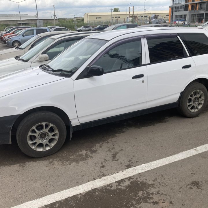 Mazda Familia, 2000