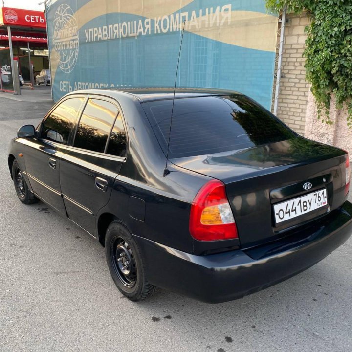 Hyundai Accent, 2005