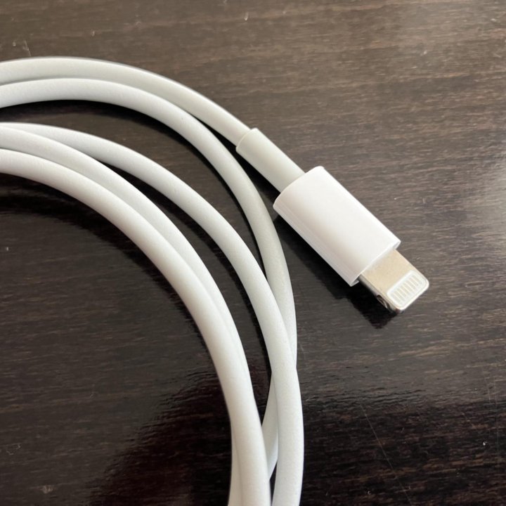 Кабель Apple USB-C to Lightning 1м