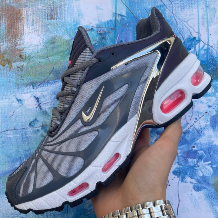 NIKE Air Max Tailwind 5 Skepta