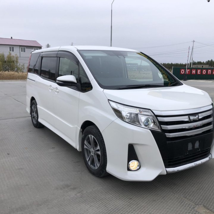 Toyota Noah, 2016