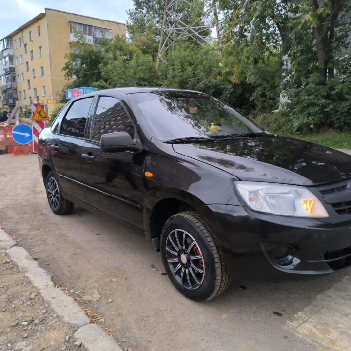 ВАЗ (Lada) Granta, 2014