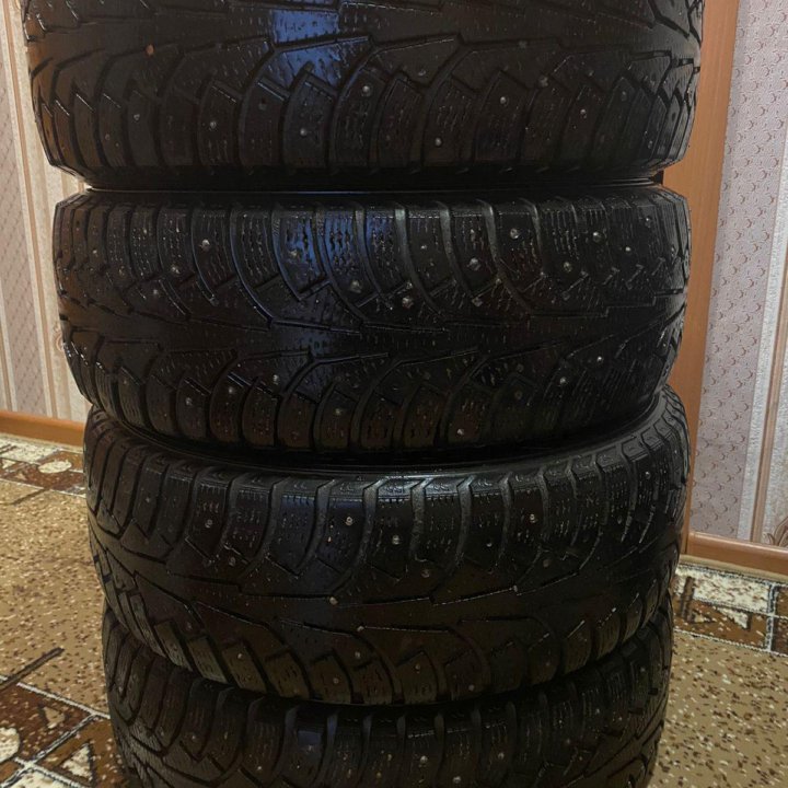 Nokian nordman 185/65/14r