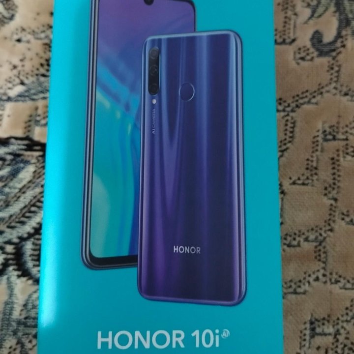 Телефон Honor 10I