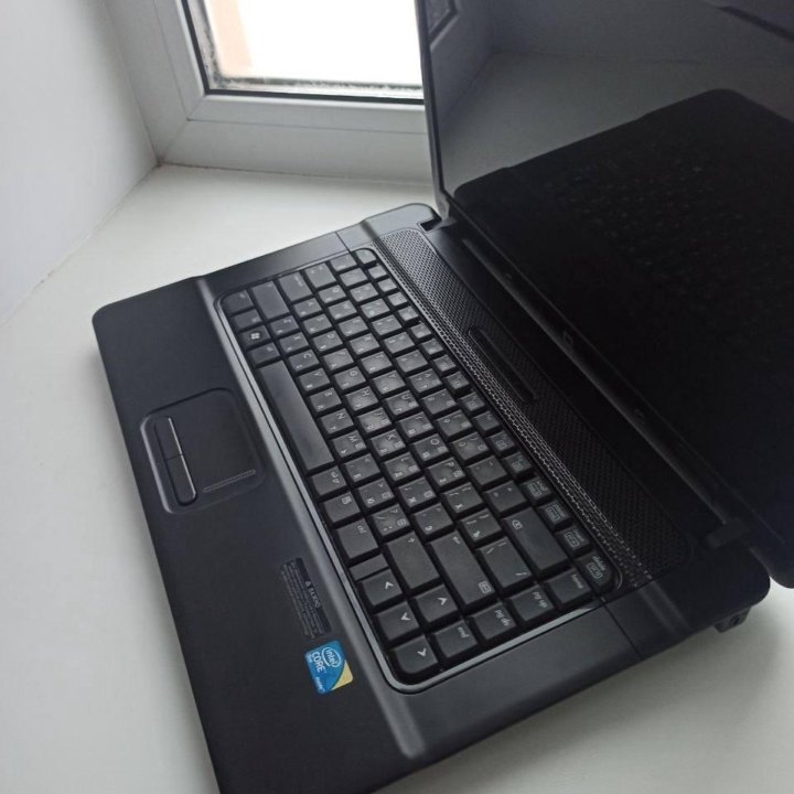 Ноутбук HP Compaq 610 15.6