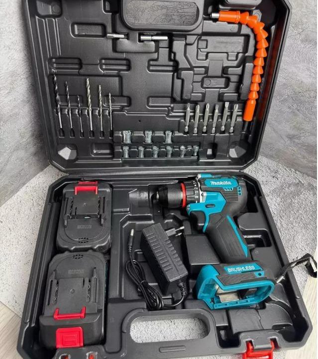 Шуруповерт Makita 21V аккумуляторный бесщеточный