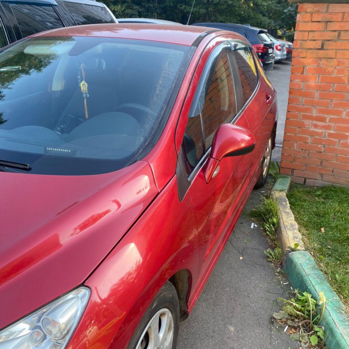 Peugeot 308, 2008