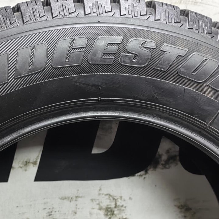 205/65R16 95T Bridgestone Ice Cruiser 7000 одна