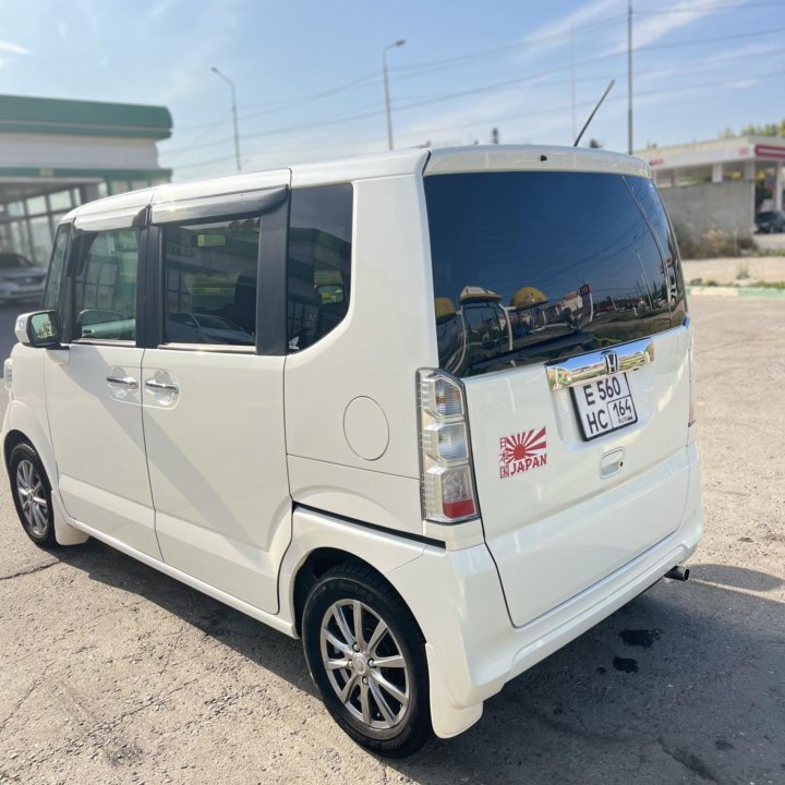 Honda N-BOX, 2016