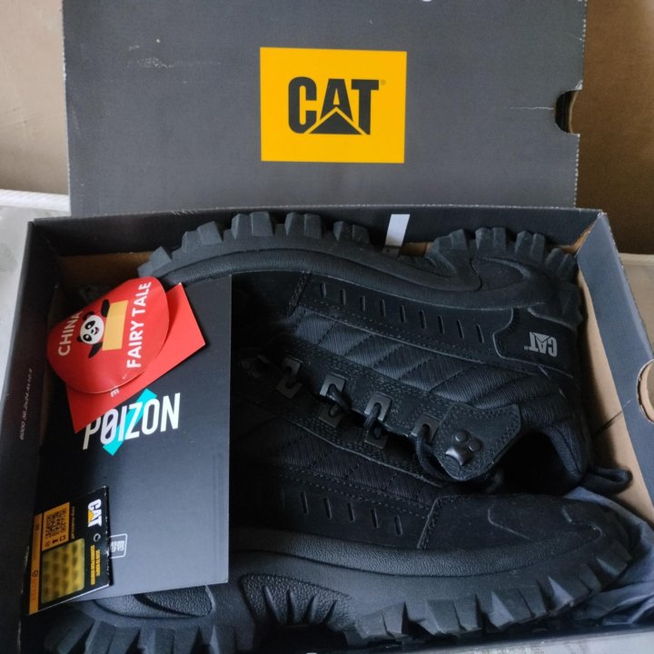 CATERPILLAR INTRUDER MID SHOES