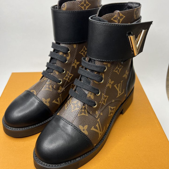 Ботинки Louis Vuitton Wonderland