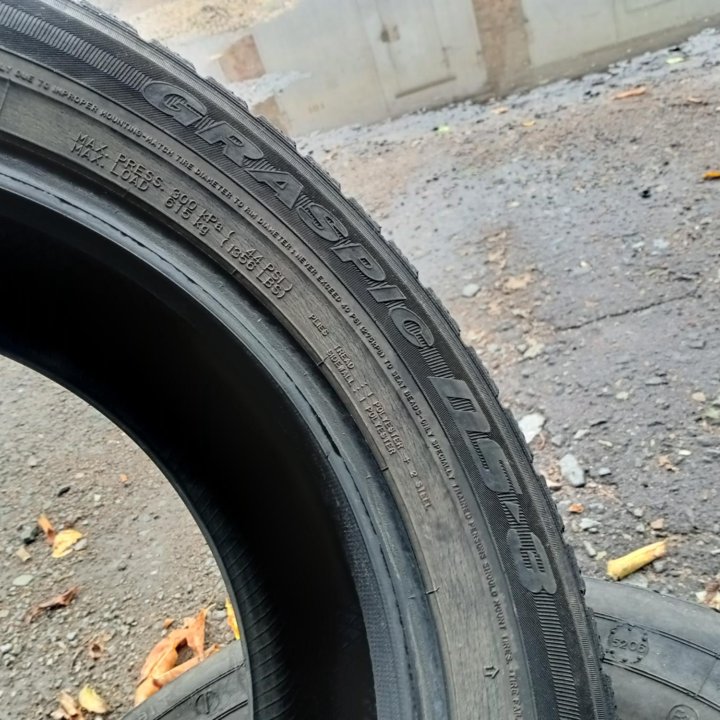 Dunlop 195/65 R15 одна штука