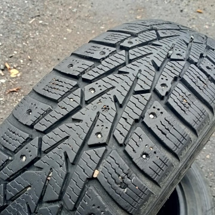 Nokian Hakkapelita 7 185/65 R15