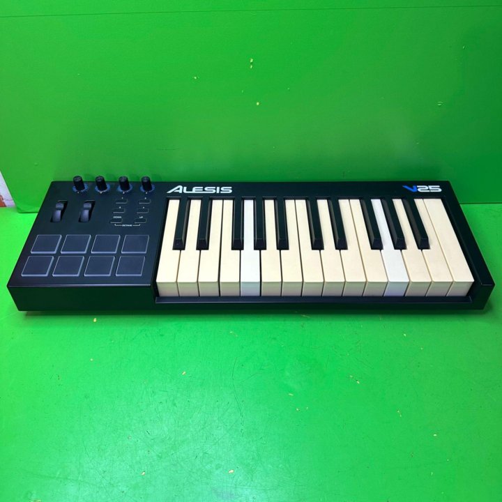 Midi-клавиатура Alesis V25