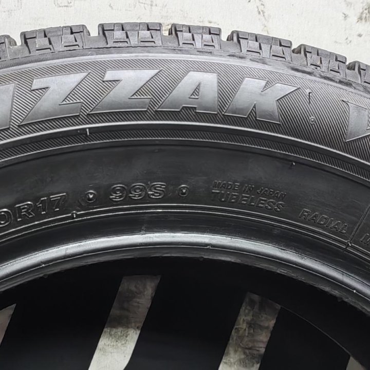 225/60R17 99S Bridgestone Blizzak VRX одна