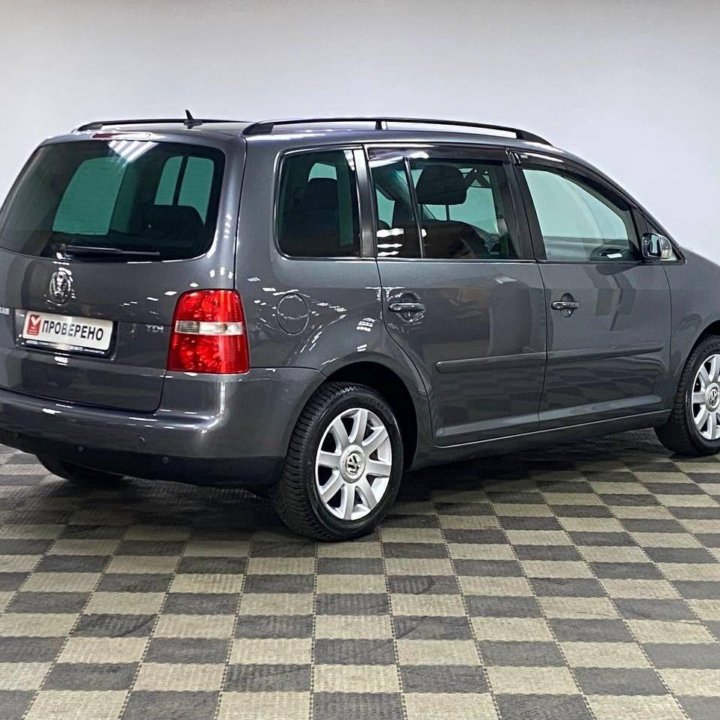 Volkswagen Touran, 2006