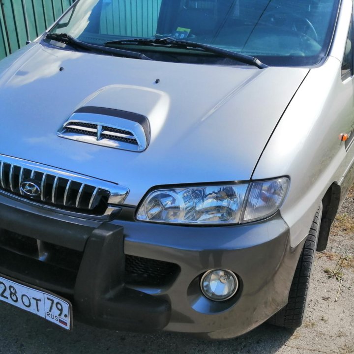 Hyundai H-1 (Starex), 2003