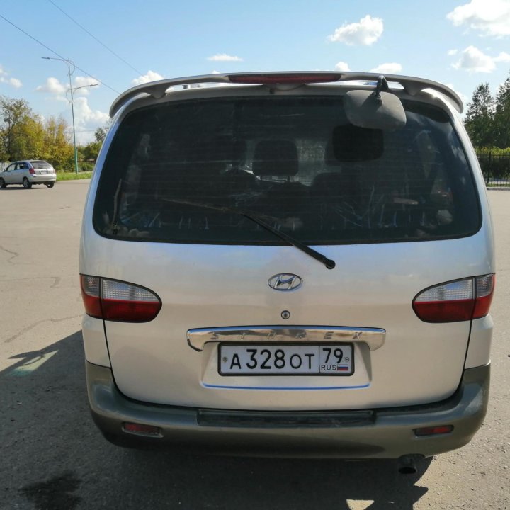 Hyundai H-1 (Starex), 2003