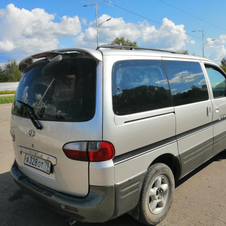 Hyundai H-1 (Starex), 2003