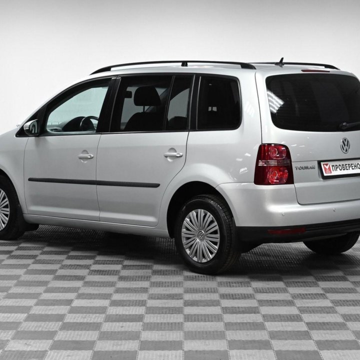 Volkswagen Touran, 2009