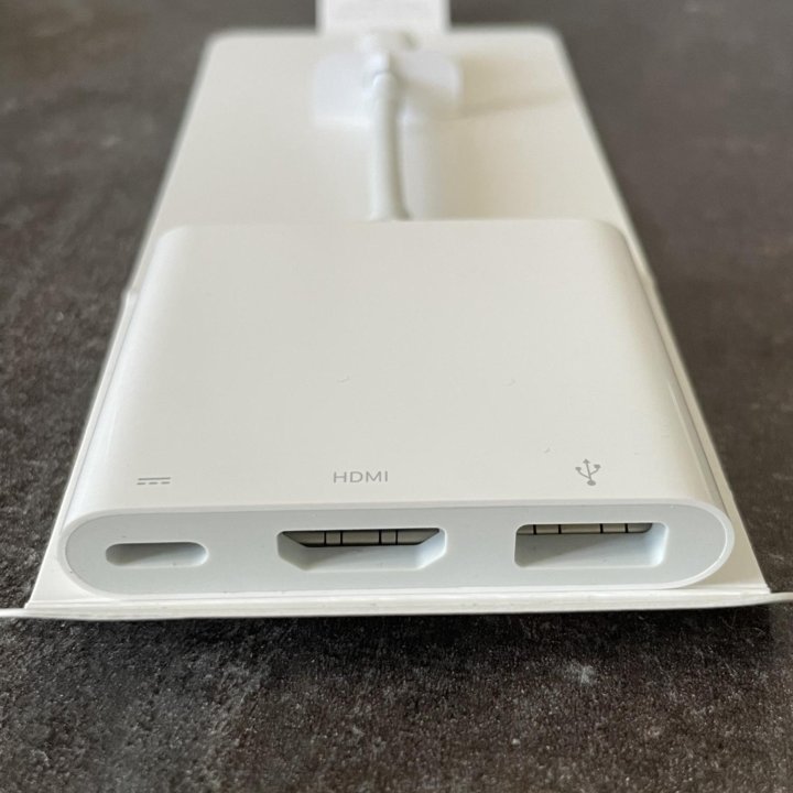 Multiport Adapter Apple