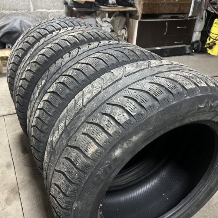 Bridgestone Ice Cruiser 7000 255/55/18