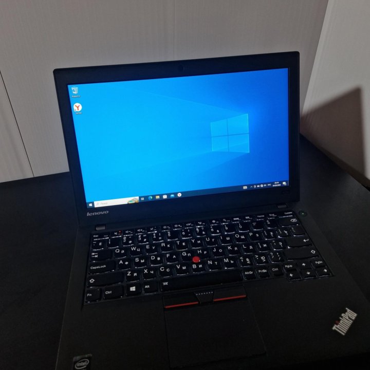 Ноутбук Lenovo/Core i5/8gb/SSD256