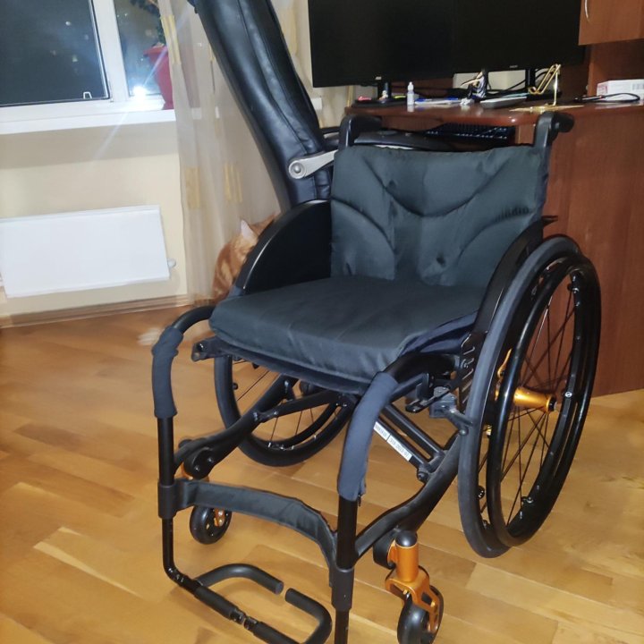 Инвалидное кресло-коляска Ortonica Active Life 300