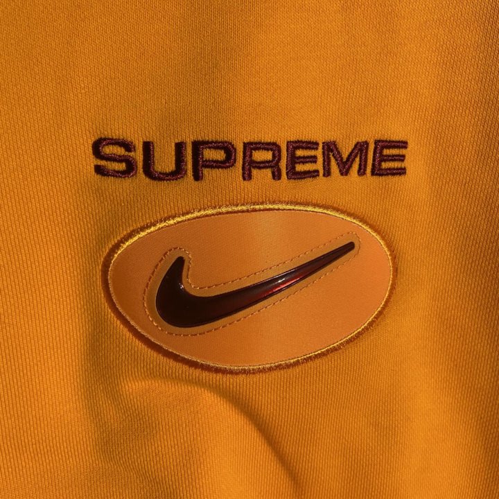 Nike x Supreme Jewel Crewneck