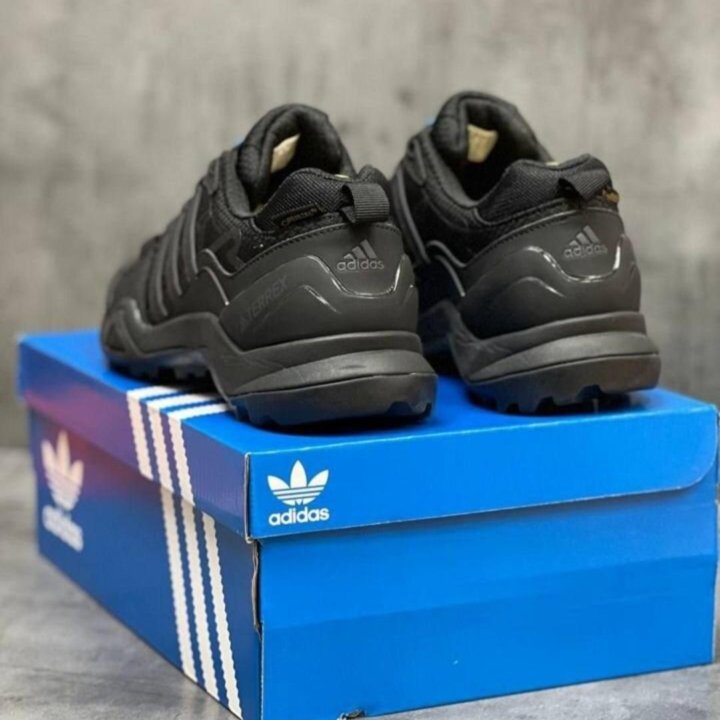 Кроссовки Adidas Terrex