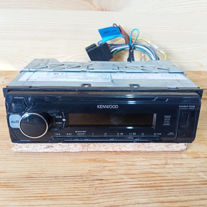 Магнитола Kenwood KMM 103