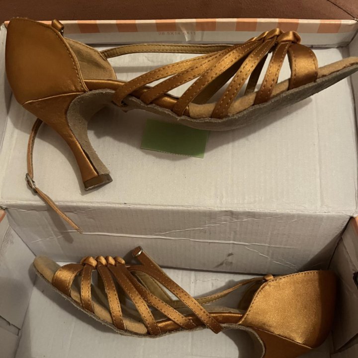 Туфли бальные