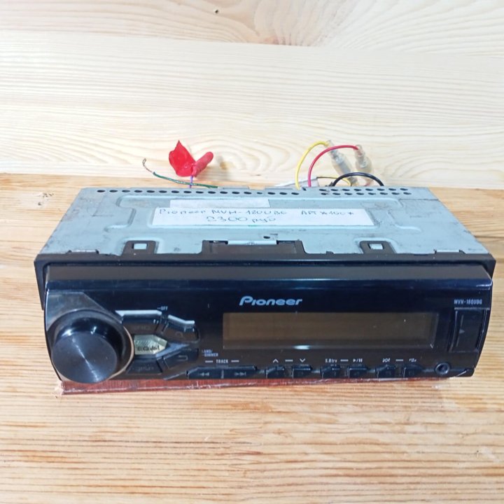 Магнитола Pioneer MVH-180UBG