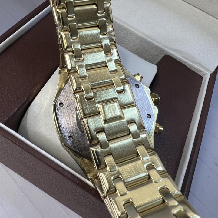 Мужские швейцарские часы Audemars Piguet