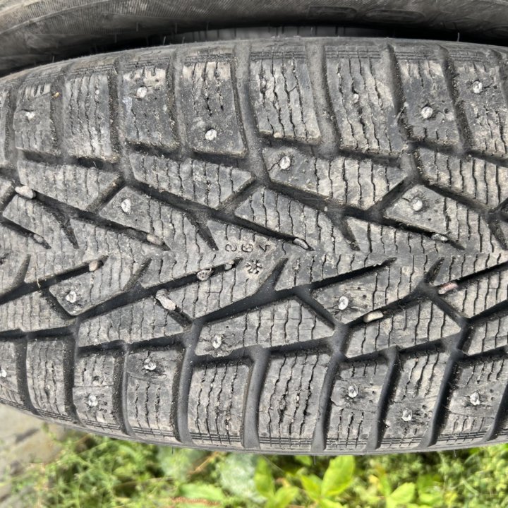 Резина 215/65 R16 Nokian