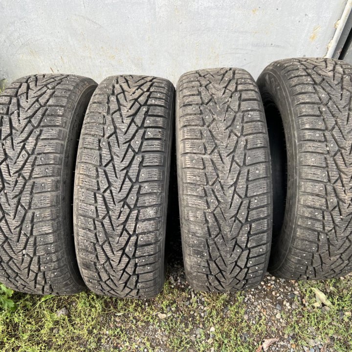 Резина 215/65 R16 Nokian