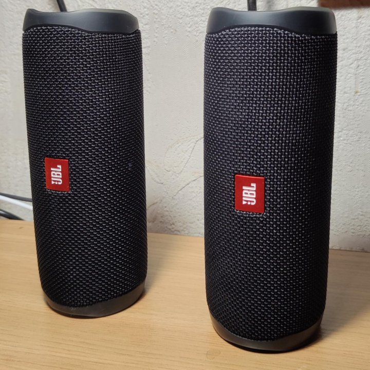 JBL Flip 5 Stereo