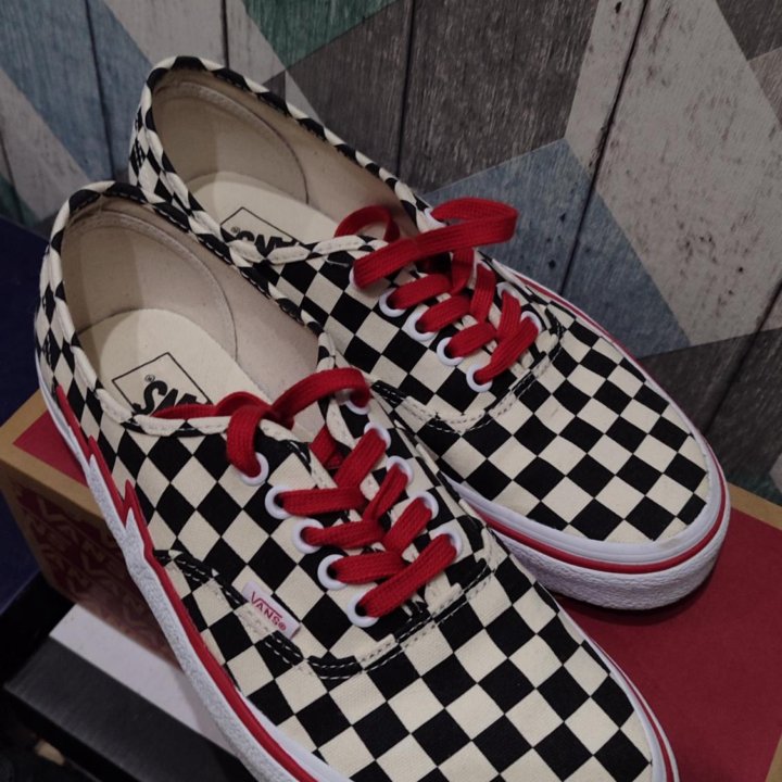 Vans Authentic