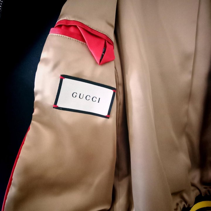 Куртка бомбер Gucci