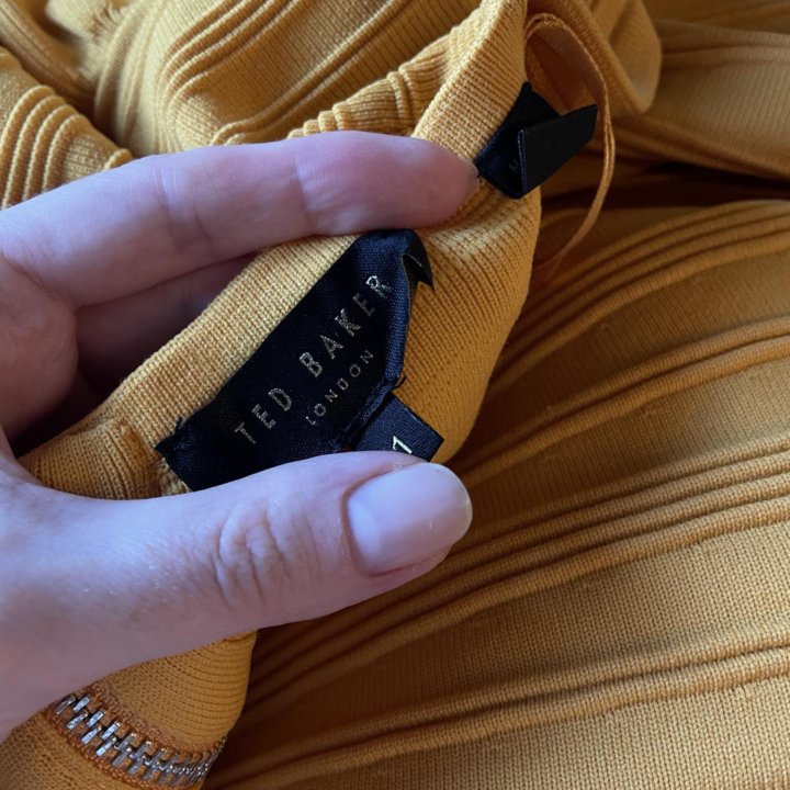 Платье Ted baker