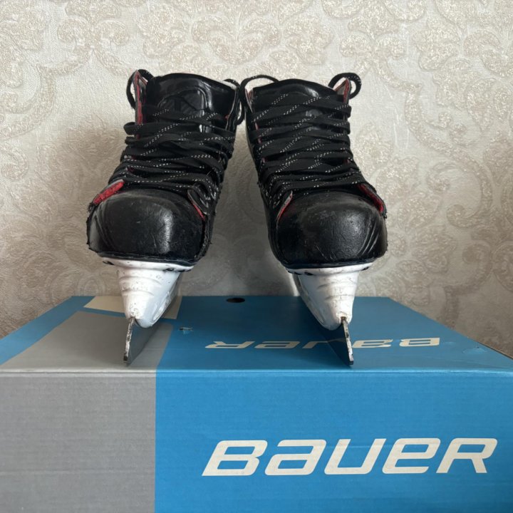 Коньки хоккейные Bauer vapor x3.7